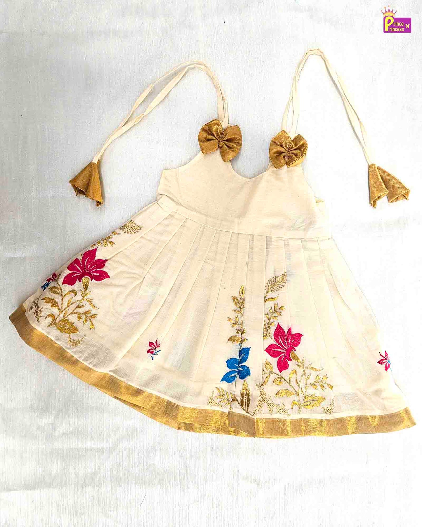 Toddlers Flower embroidery Pattu Frock LF609