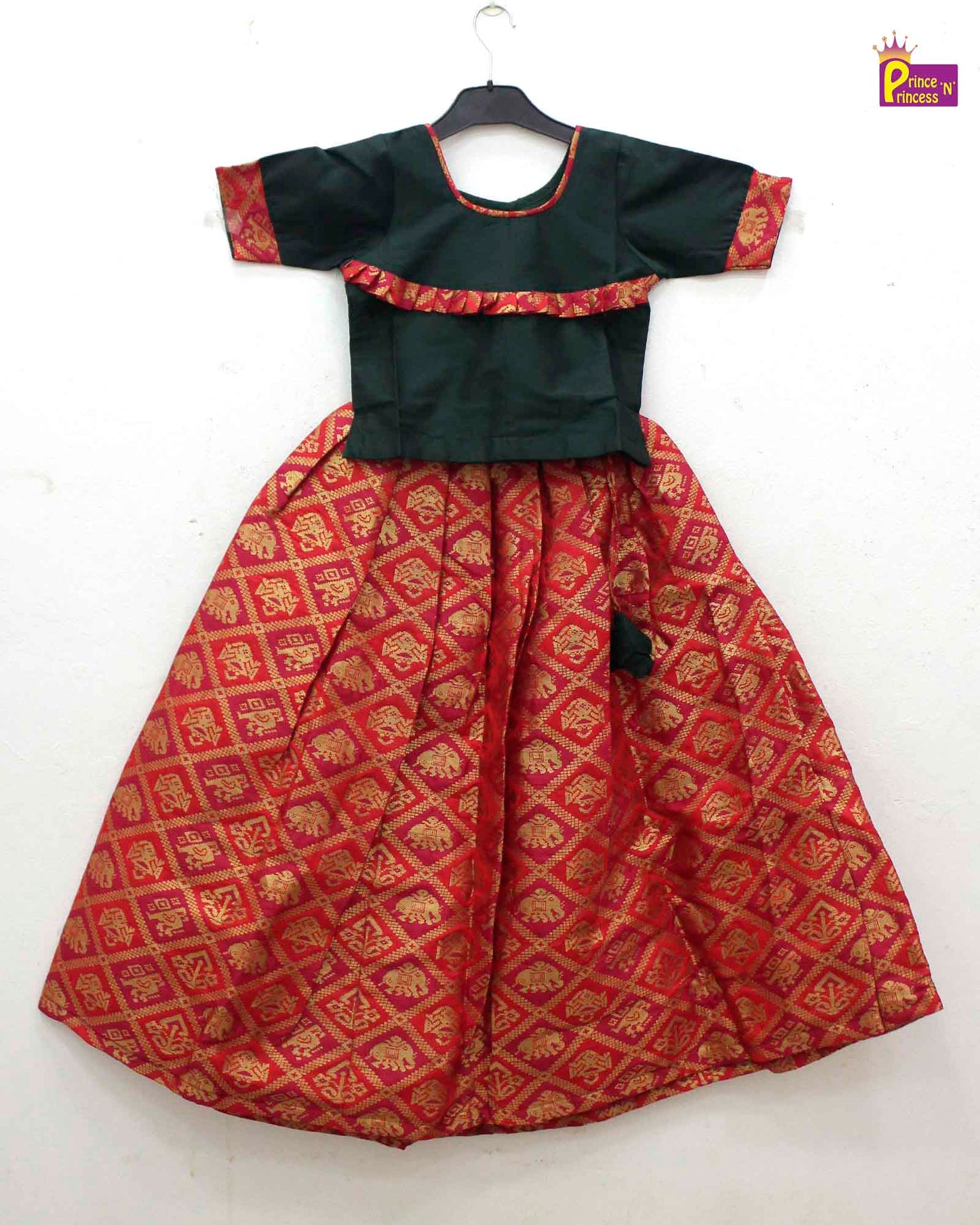 Red with Dark Green Traditional Pattu Pavadai PPP1678