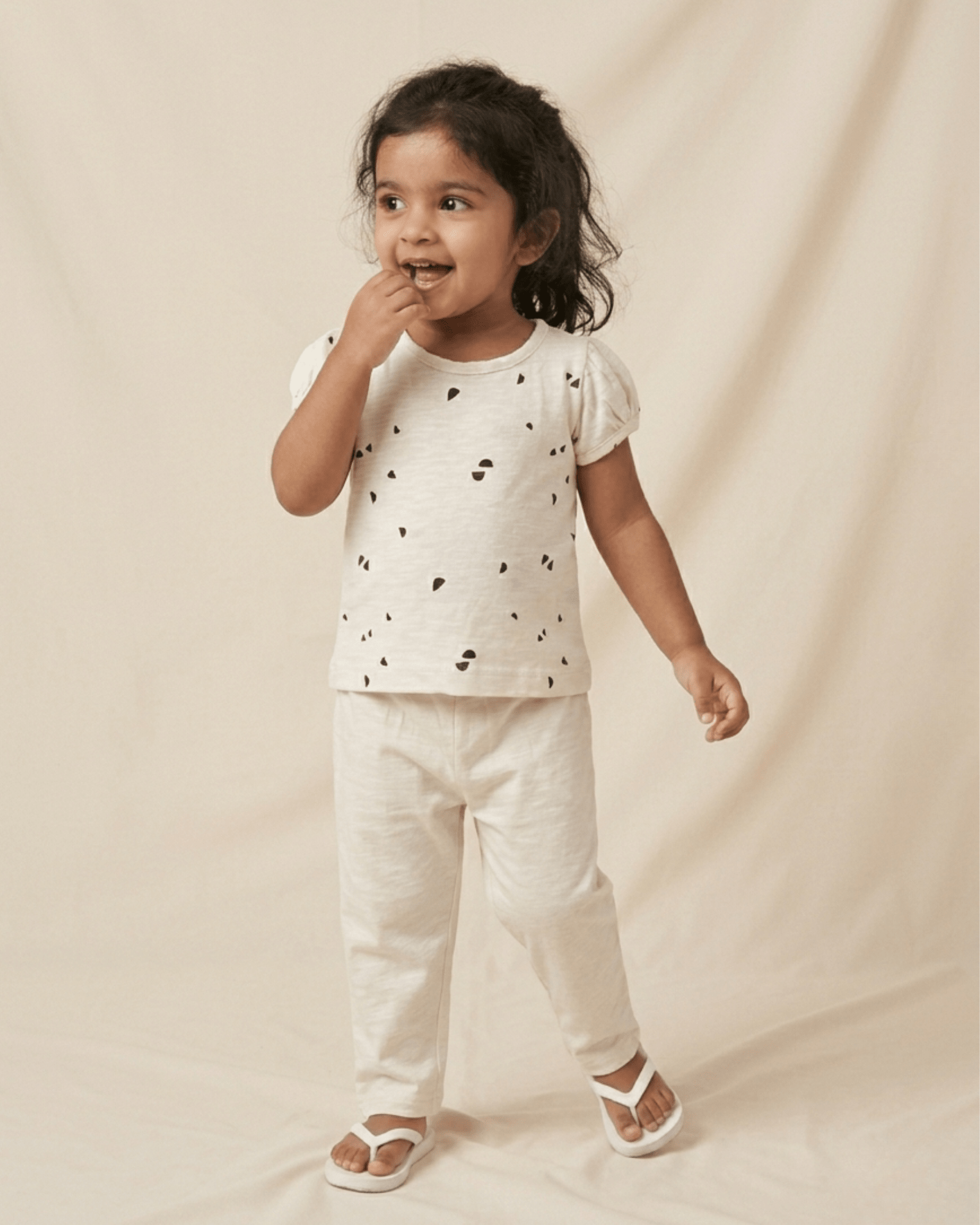 Girls Cotton T-Shirt in White with Black Printed GTS025 for kids festival wear
