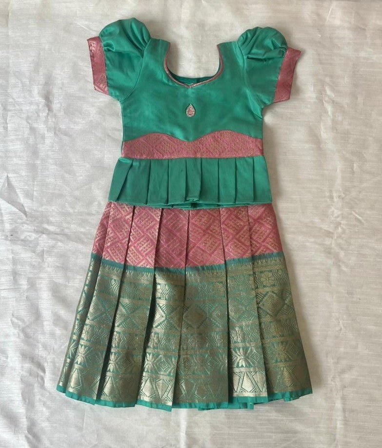 Kids Rama Green with Pink Festival Aari Pattupavadai - Boat Neck with Puff Sleeves
