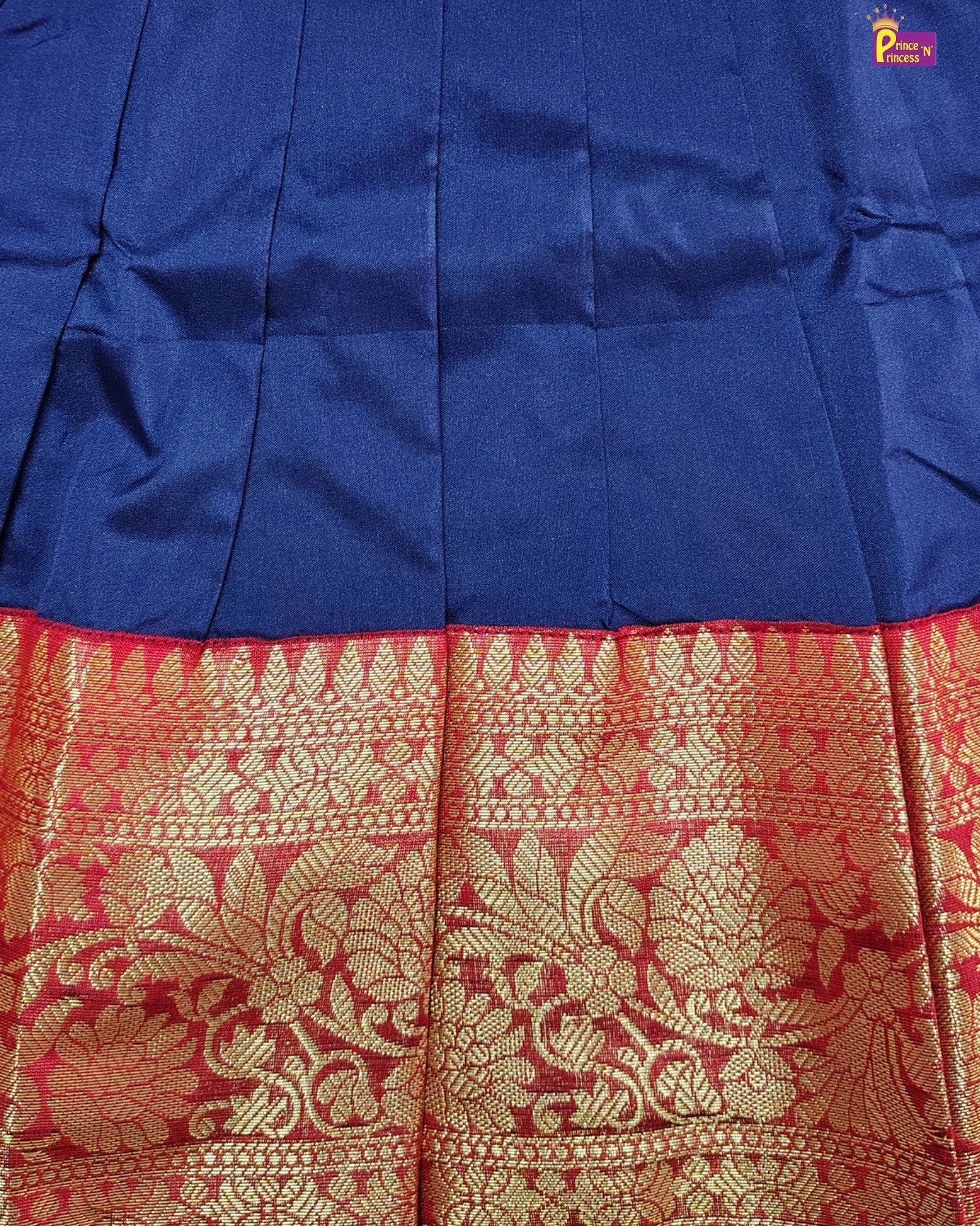banarasi broder closeup view of the dress