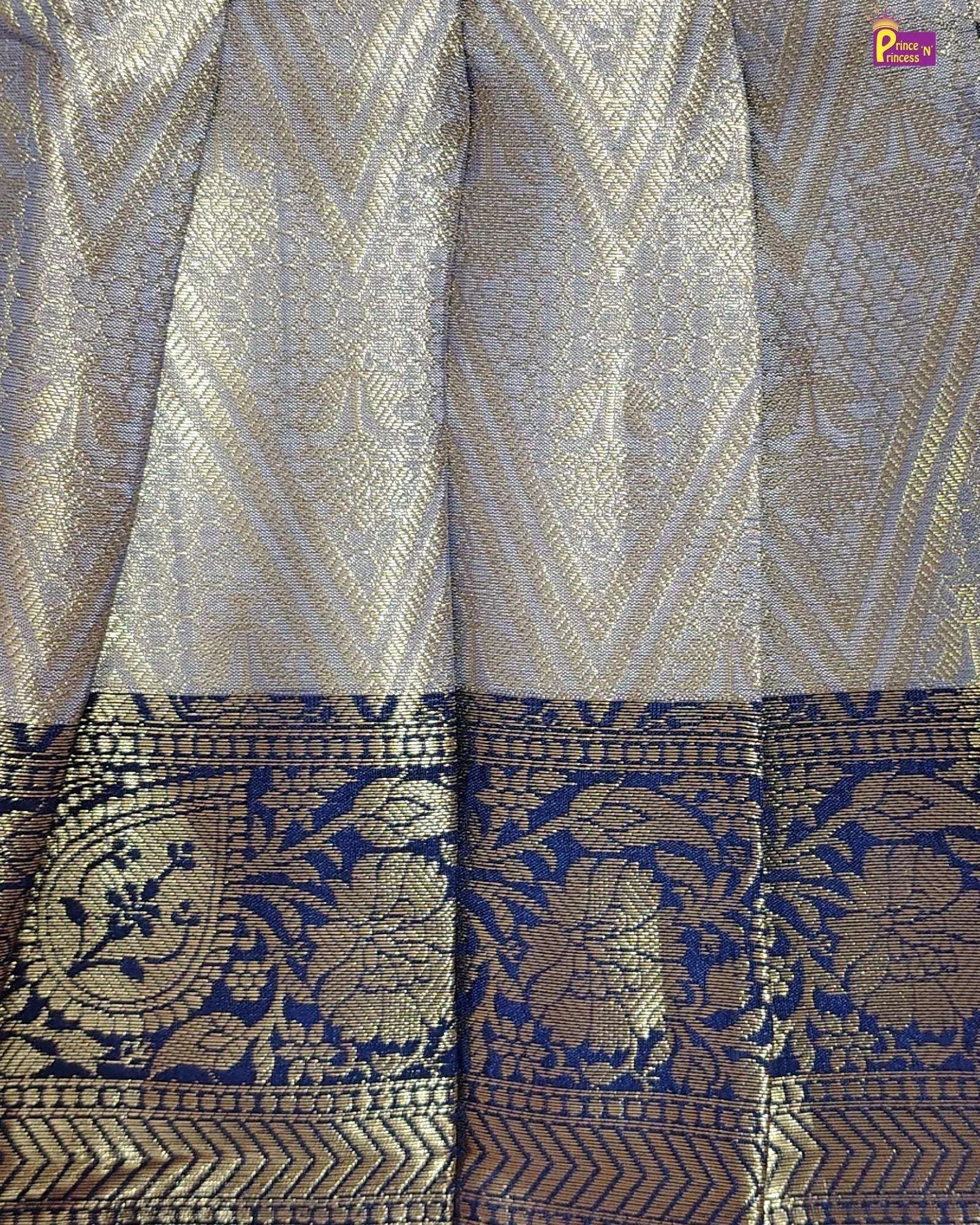 banarasi bornder for newbor pattu frock