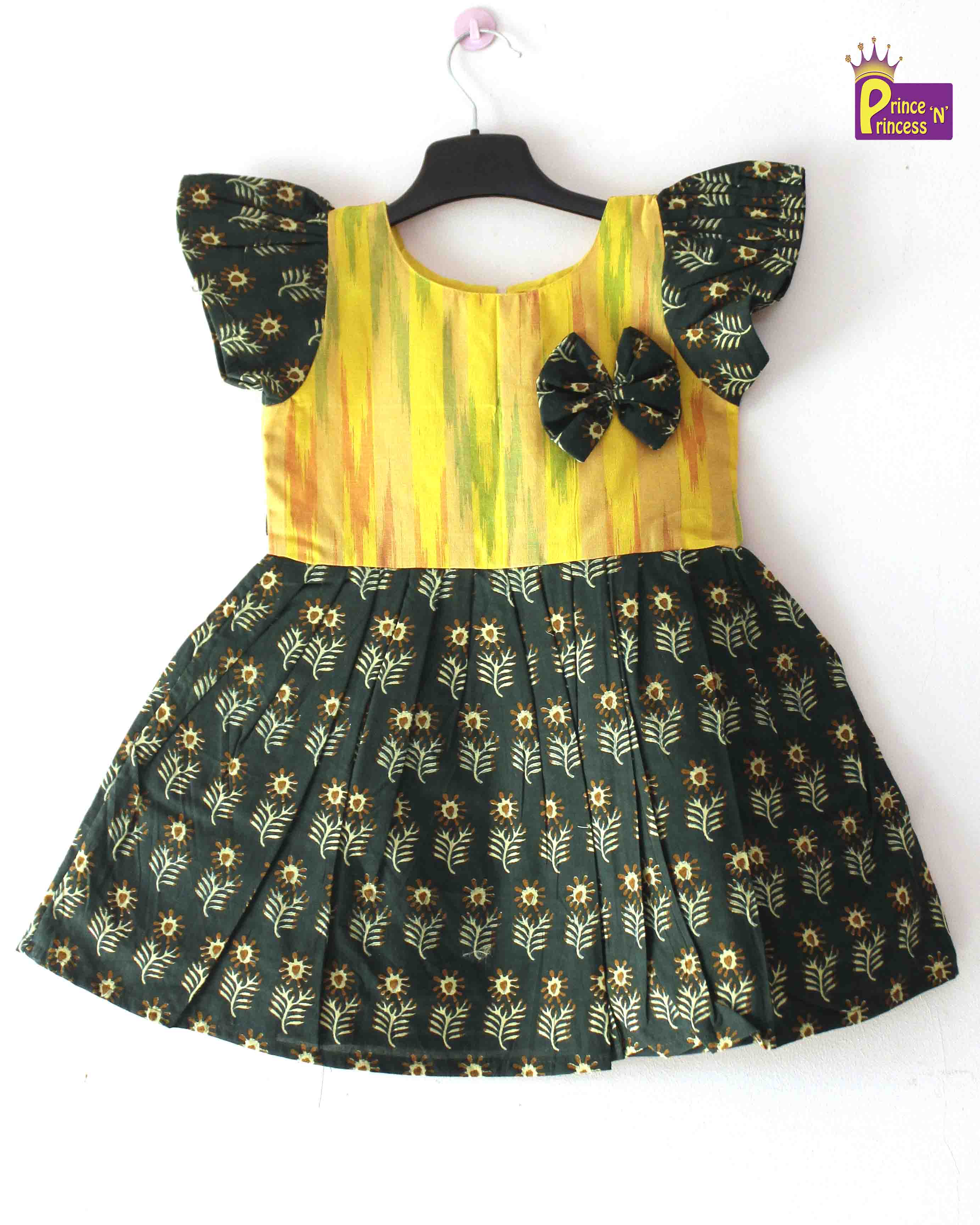 Little Giraffe Green Frock With Bloomer - Peak Notch